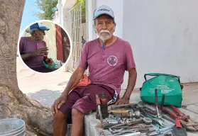 A sus 80 años, don Roberto se sostiene con trabajo digno en sector Humaya, Culiacán