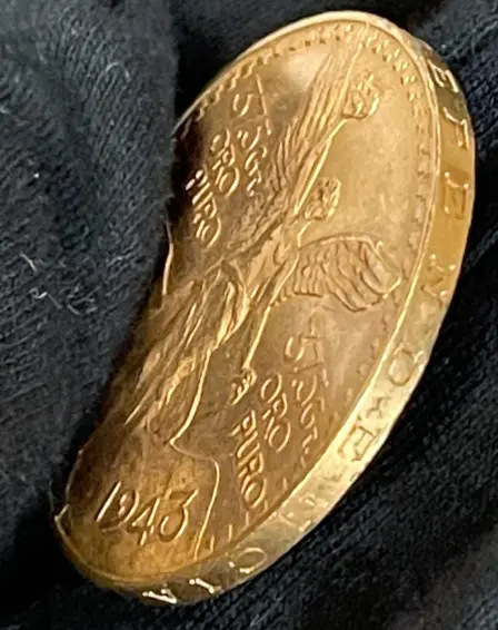 Lateral de la moneda Centenario 50 pesos oro. Foto: cortesía.