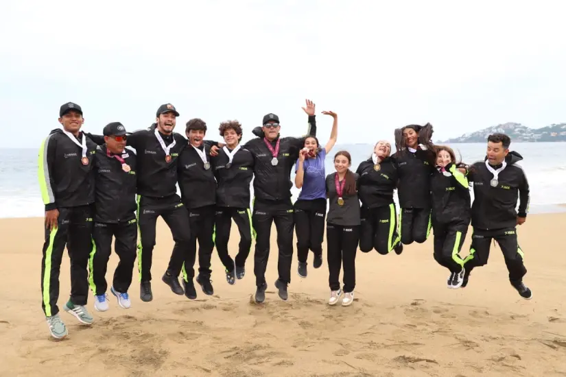 Sinaloa conquista cuatro medallas en Voleibol de Playa CONADE 2025 Los jóvenes atletas demostraron talento, esfuerzo y orgullo al defender los colores sinaloenses. Foto: ISDE