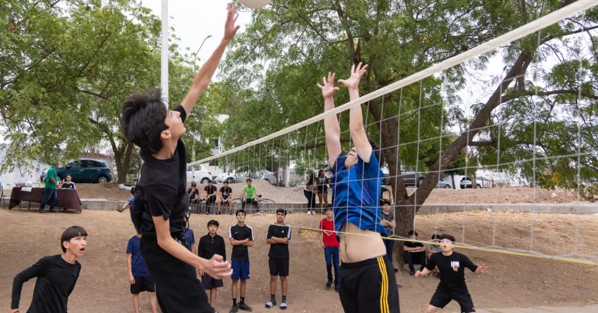 Juventud, deporte y comunidad: torneo de volibol activa el Parque Elektra en Los Ángeles
