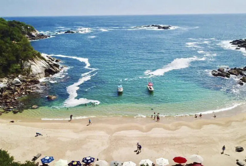Disfruta de las actividades que tiene la playa El Arrocito en Huatulco, Oaxaca. Foto: cortesía.