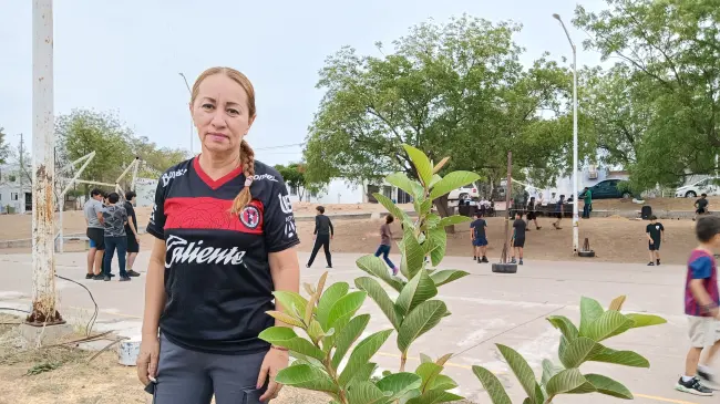 El Parque Elektra del fraccionamiento Los Ángeles está ubicado por calle Monrovia, entre Crecenta y Alhambra. Carmen Alicia Bernal es la presidenta del Comité de Vecinos. | Imágenes de Francisco Castro