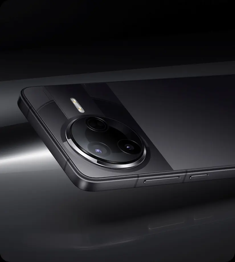 Xiaomi Poco F7 Pro incluye pàntalla flow AMOLED. Foto: Cortesía