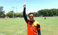 Óscar Uriel López, el árbitro que hace del futbol una tradición dominical en Villa Juárez