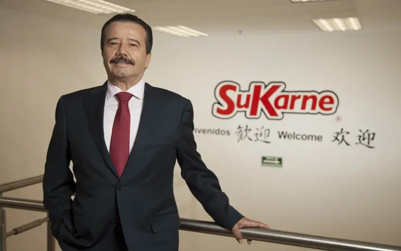 SuKarne: ¿Cómo se convirtió en la empresa de carnes líder en México? Con el liderazgo de Jesús Vizcarra, SuKarne alcanzó el éxito mundial. Foto: Cortesía