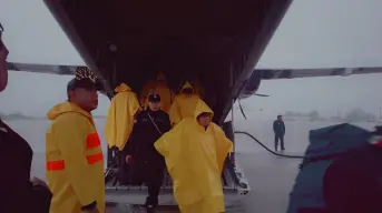 Huracán Erick golpea el Pacífico: cierran puertos y despliegan brigadas de auxilio en Oaxaca y Guerrero
