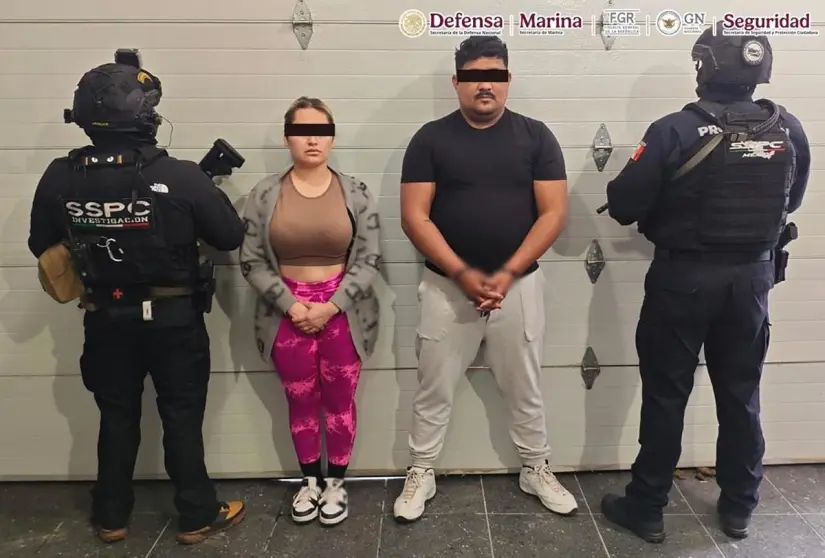 Hombre y mujer detenidos en el Fraccionamiento Villa del Prado de Tijuana Hombre y mujer detenidos en el Fraccionamiento Villa del Prado de Tijuana