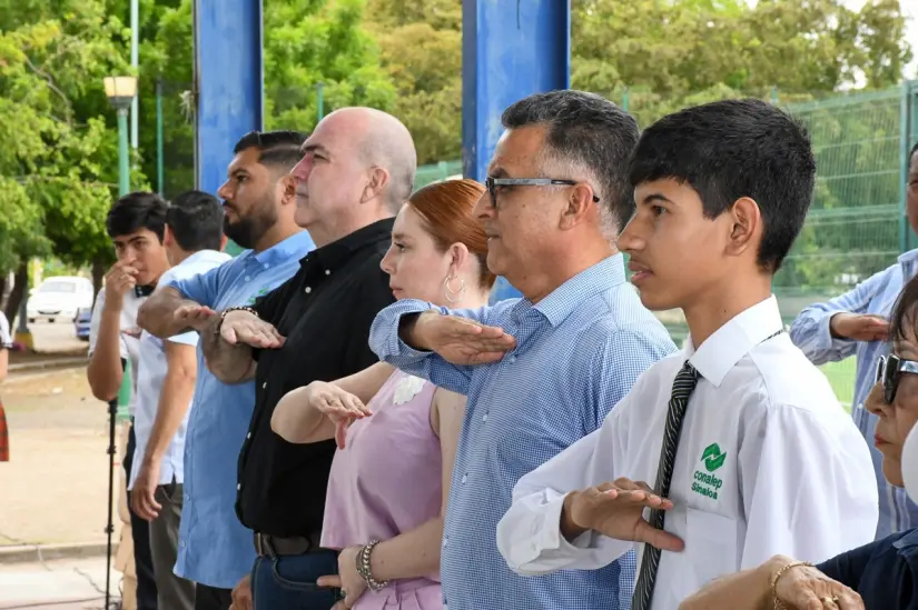 Reconocen en CONALEP Sinaloa a Jesús Fernando, joven talento con logros académicos nacionales Reconocen en CONALEP Sinaloa a Jesús Fernando, joven talento con logros académicos nacionales