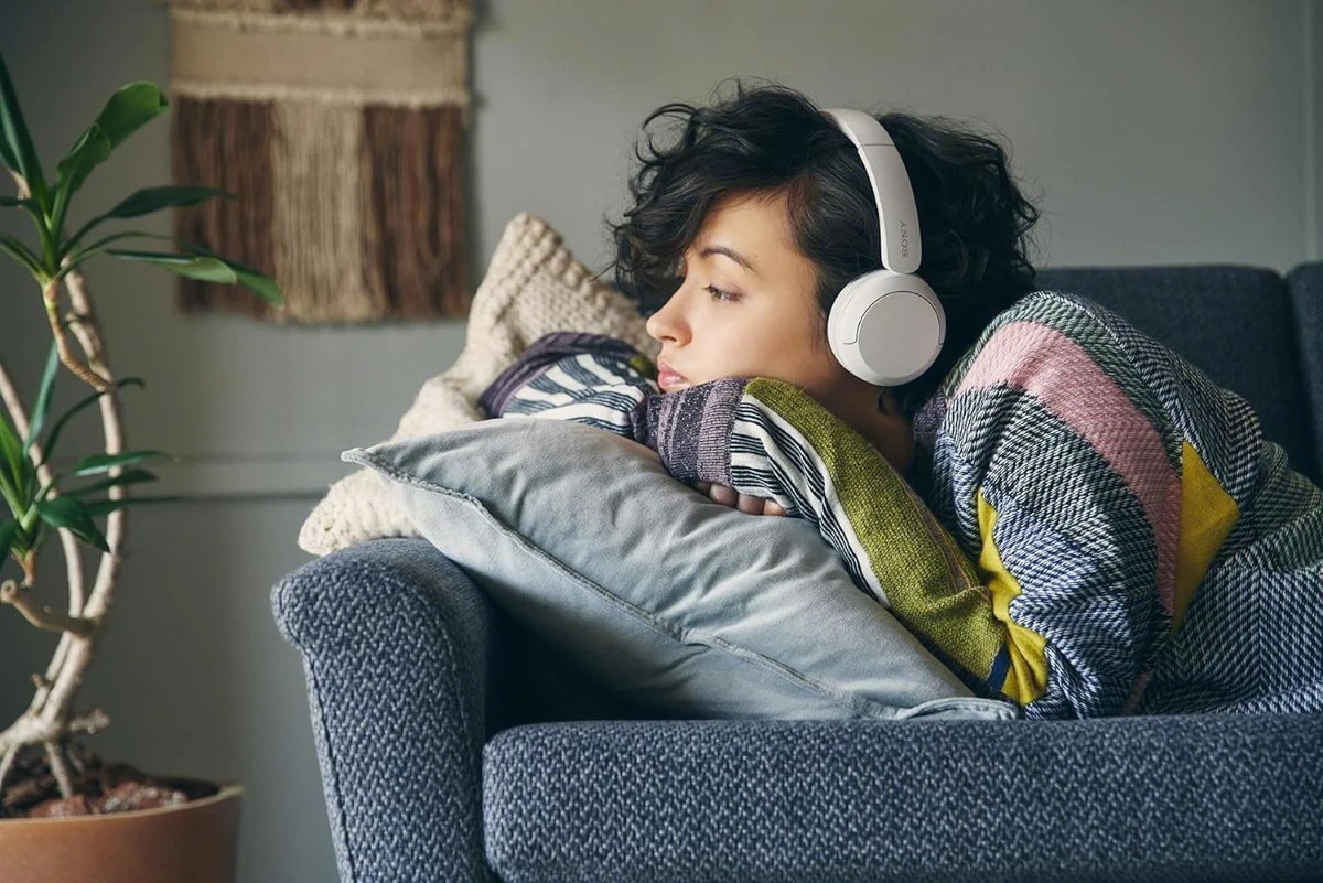 Audífonos de Sony compatibles con Android y iOS. Foto: Cortesía