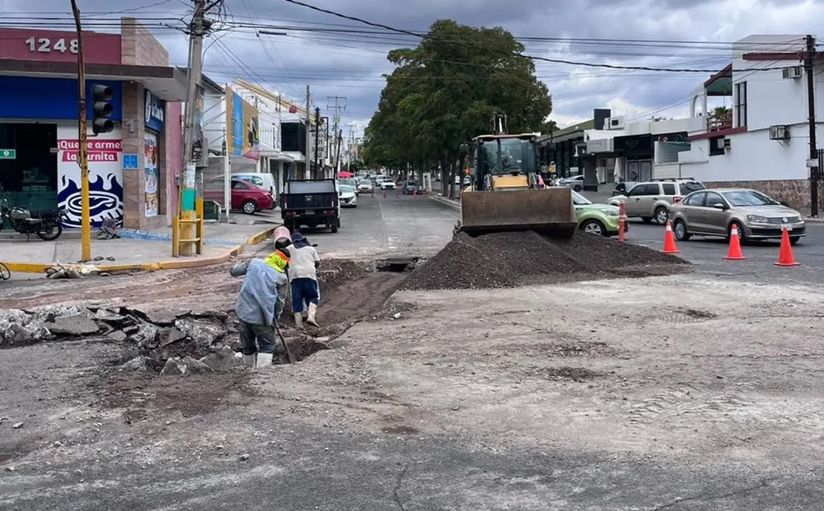 Sin agua en Vista Hermosa y más de 50 colonias de Culiacán por ruptura de línea de 24 pulgadas.