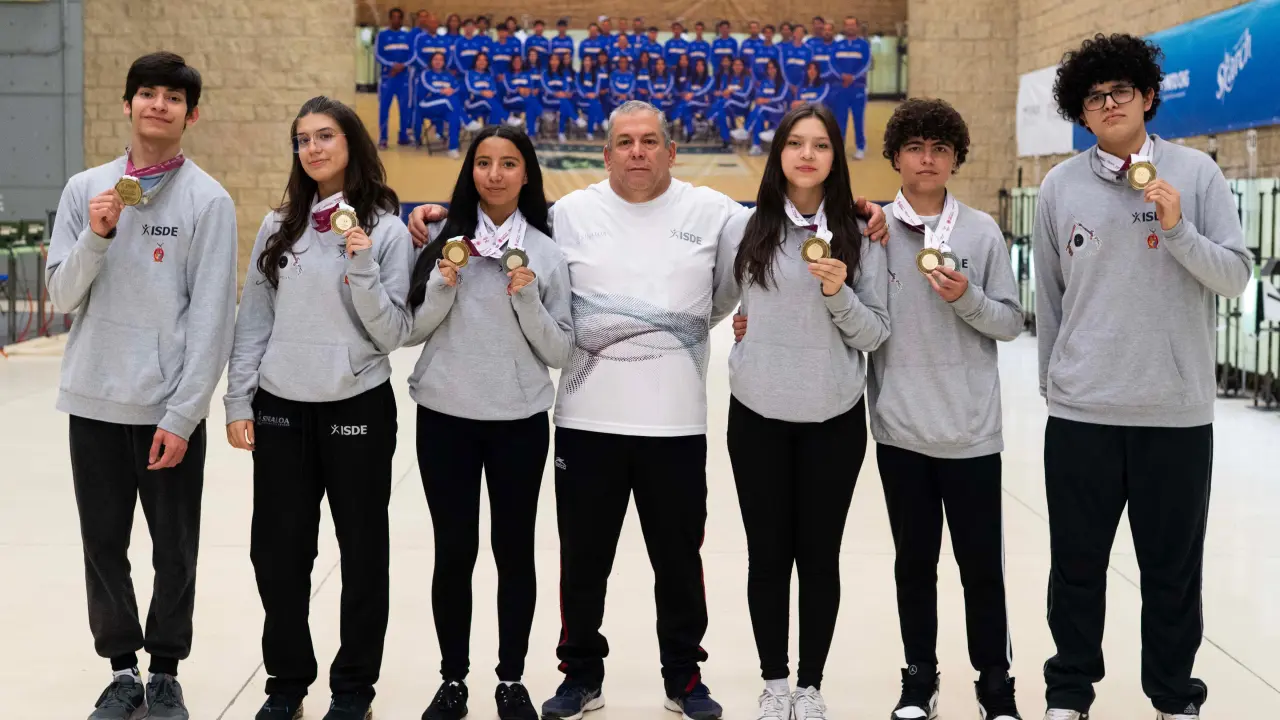 SINALOA brilla en la Olimpiada Nacional CONADE 2025, conquistando medallas de oro y plata en Tiro Deportivo con talento juvenil y gran dedicación. Foto: ISDE