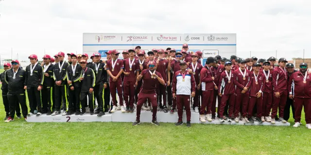 Equipos de béisbol sinaloenses luchan con garra y logran plata en CONADE 2025