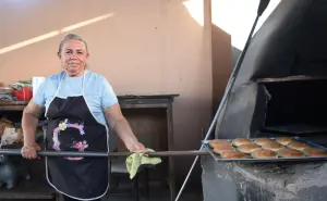 “Gracias a mi pan, mis hijas son profesionistas”: Doña Rosa, ejemplo de esfuerzo en Culiacán