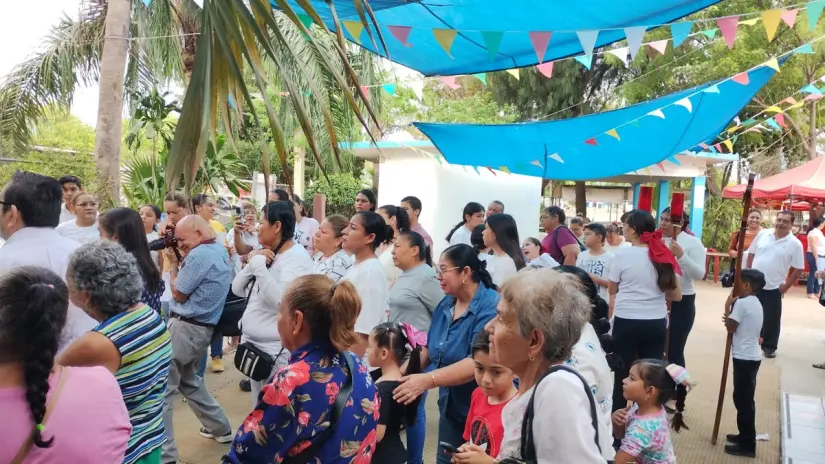 Celebran a San Juan Bautista con fe y alegría en Culiacán Devoción y tradición se unen en fiesta por San Juan en colonia Esperanza.