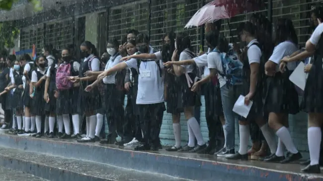 Ante las recientes lluvias en diferentes entidades, se ha tomado la decisión de adelantar el ciclo escolar en algunos estados del país. Foto: Cortesía.