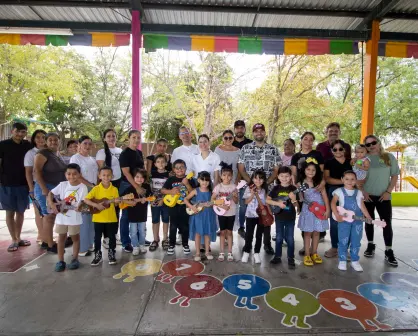 "Ukecuentos" llega al Jardín de Niños Amado Nervo en la colonia 22 de Diciembre en Culiacán