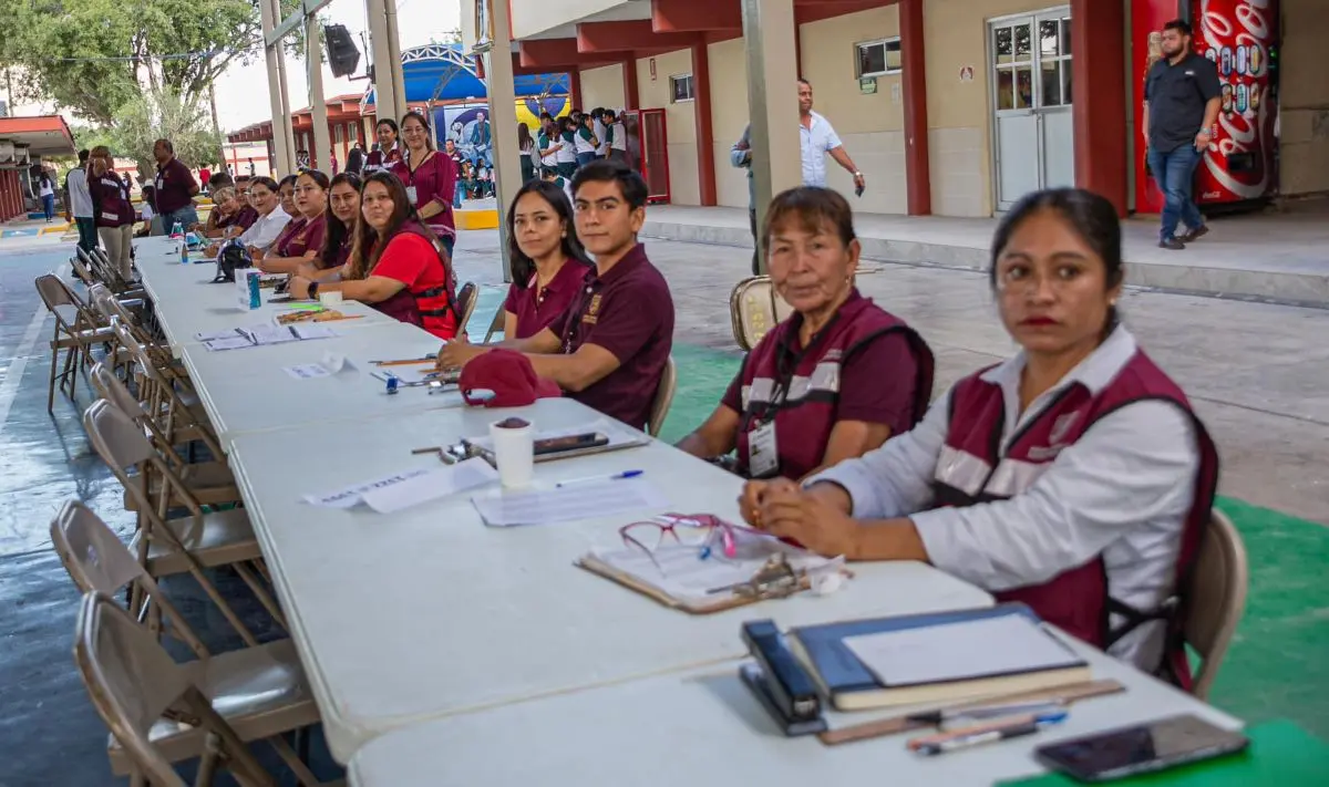 Beca Ruta Segura para estudiantes de secundaria en Matamoros. Foto: Cortesía