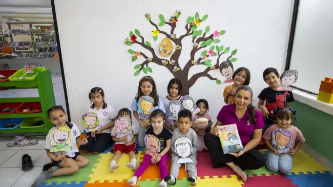 Biblioteca pública “Rosa María Peraza”. se convierte en refugio de imaginación y sensibilidad infantil. Foto: IMCC