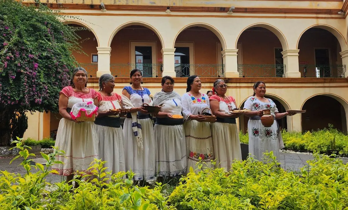 Los detalles de la Feria del Mole en San Lucas Atzala 2025. Foto: Cortesía