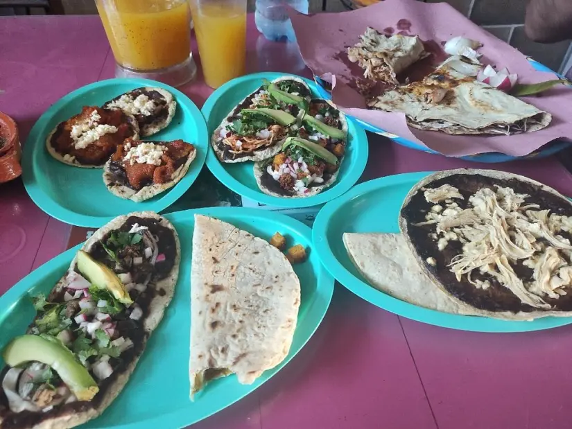 imagen recuadro Antojitos de típicos de Oaxaca en el restaurante Las Juquileñas Foto: Tripaviosor