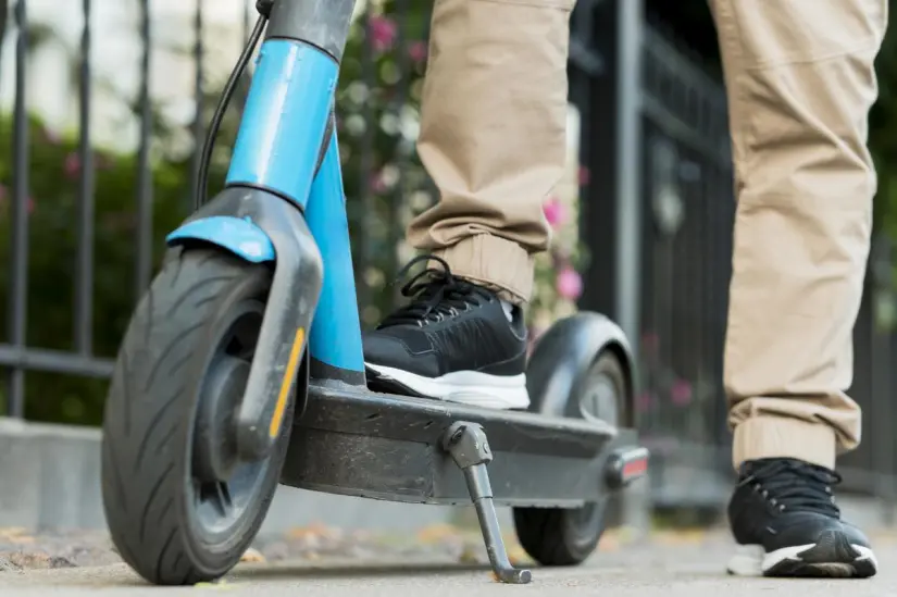 Estas son las nuevas recomendaciones establecidas para conductores de scooter. Foto: Freepik. Estas son las nuevas recomendaciones establecidas para conductores de scooter. Foto: Freepik.