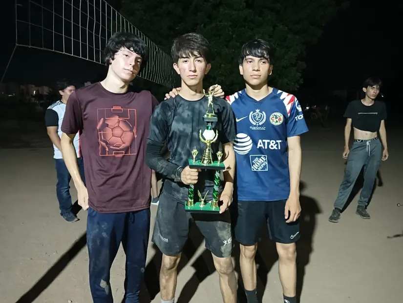 imagen recuadro Integrantes del equipo Las Glorias, subcampeones del torneo.