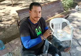 Más de 40 años lustrando sueños. Don Armando, el bolero de Culiacán que transformó su esfuerzo en dignidad