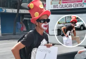 Víctor Manuel es el payasito de Culiacán que inventó su propio circo de alegría en los cruceros
