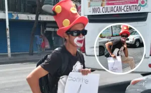 Víctor Manuel es el payasito de Culiacán que inventó su propio circo de alegría en los cruceros