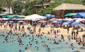 Puerto Escondido: playas increíbles, comida barata y mucho surf en Oaxaca este verano