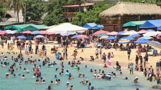 Puerto Escondido, la playa que es especial por su rica y oferta gastronómica de Oaxaca.