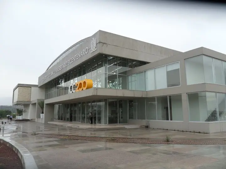Centro Cultural Bicentenario será la sede de la entrega de paquetes a corredores inscritos al Maratón Tangamanga 2025. Foto: Cortesía. Centro Cultural Bicentenario será la sede de la entrega de paquetes a corredores inscritos al Maratón Tangamanga 2025. Foto: Cortesía.