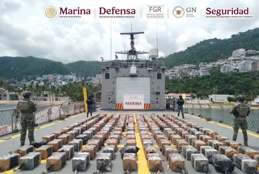 Marina asegura 3.5 toneladas de cocaína en costas de Guerrero En total, fueron aseguradas unas 3.5 toneladas de presunta cocaína. Foto: Marina