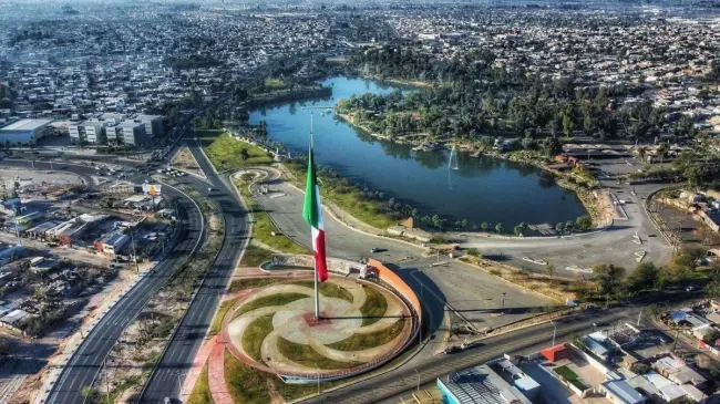 Baja California espera una jornada calurosa.
