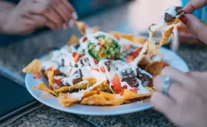 ¿Dónde nacieron los nachos? La historia de la botana más famosa