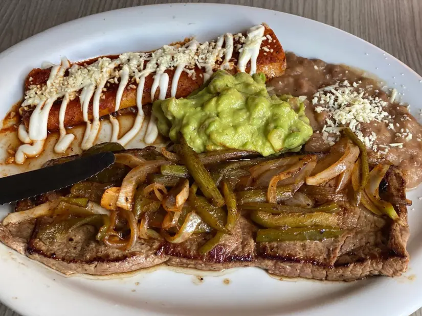 imagen recuadro Enchiladas de salsa roja en la Españada Foto: Tripavisor