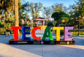Tecate, el único Pueblo Mágico de Baja California y hogar de la cerveza que lleva su nombre