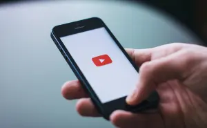 YouTube y la nueva era de los videos con inteligencia artificial: ¿creación o saturación?