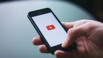 YouTube y la nueva era de los videos con inteligencia artificial: ¿creación o saturación?