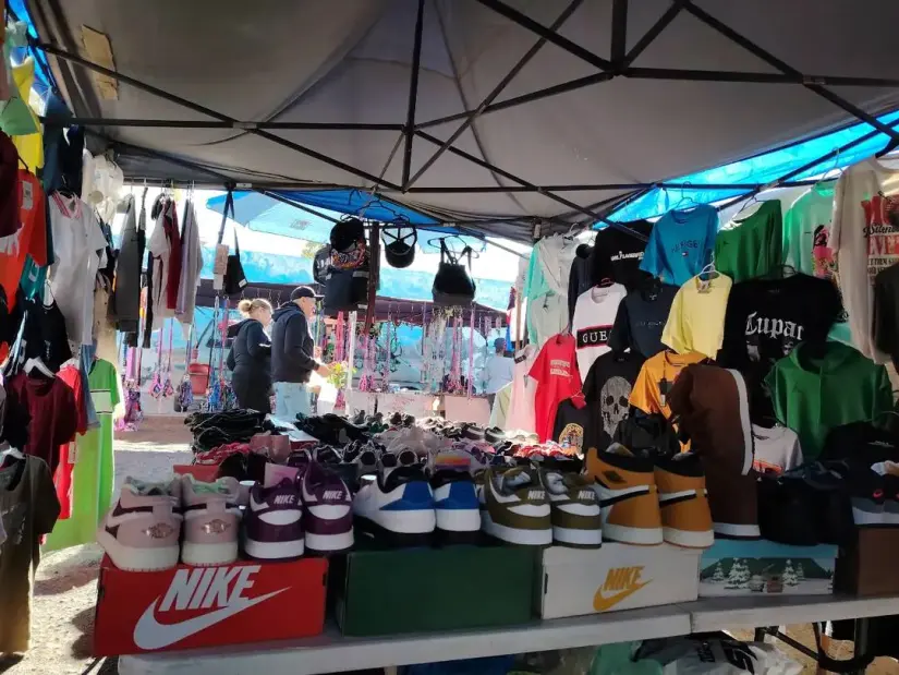 Estos son algunos de los productos que puedes adquirir en el tianguis El Santuario. Foto: Vlad Palaos. Estos son algunos de los productos que puedes adquirir en el tianguis El Santuario. Foto: Vlad Palaos.