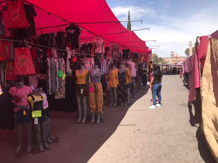 Visita el tianguis de El Santuario, en Durango. Foto: Alerta Durango. Visita el tianguis de El Santuario, en Durango. Foto: Alerta Durango.