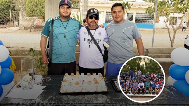 En el campo deportivo Buenos Aires, la pasión y el compromiso de los entrenadores, Juan, Humberto y Ángel se transforman en celebración familiar.