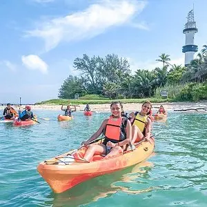 Recorre en lancha y realiza actividades únicas en Cancuncito. Foto: Cortesía