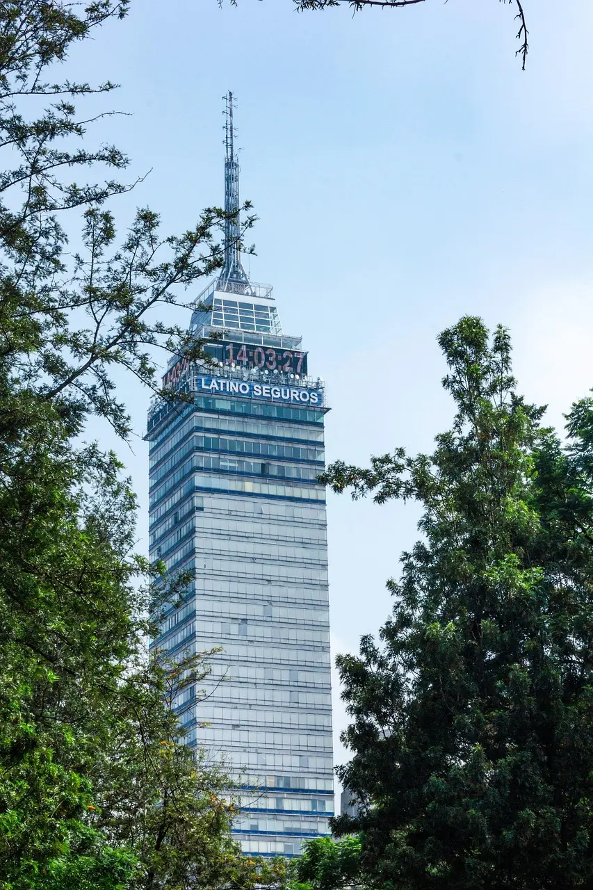 Conoce todos los detalles acerca de la Torre Latinoamericana. Foto: Pixabay.