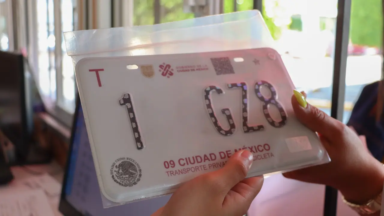 Estos son todos los detalles acerca de la baja de placas en CDMX. Foto: Cortesía.