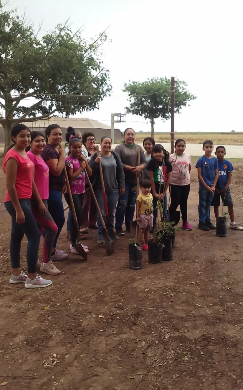 Participación de familias en desarrollo y cuidado de parques