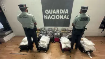 Baja California: Autoridades incautan una maleta con más de 50 millones de pesos en droga