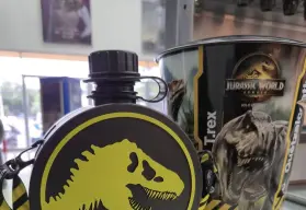 A partir de este 2 de julio, disponible la palomera y cantimplora de Jurassic World Rebirth en Cinépolis