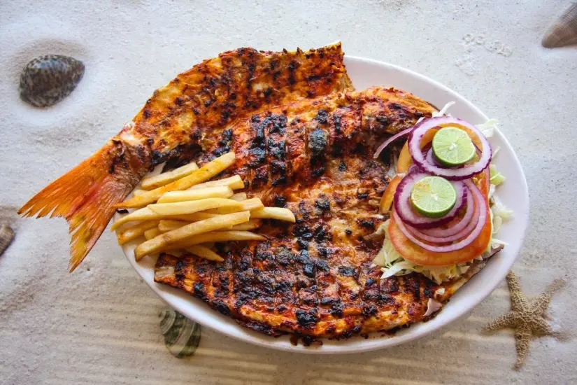 Prueba el famoso pescados a la talla. Foto: Directo al paladar.