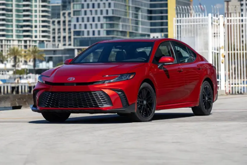 El Camry 2025 destaca como el sedán más vendido de la firma japonesa en EE.UU. Foto: Toyota